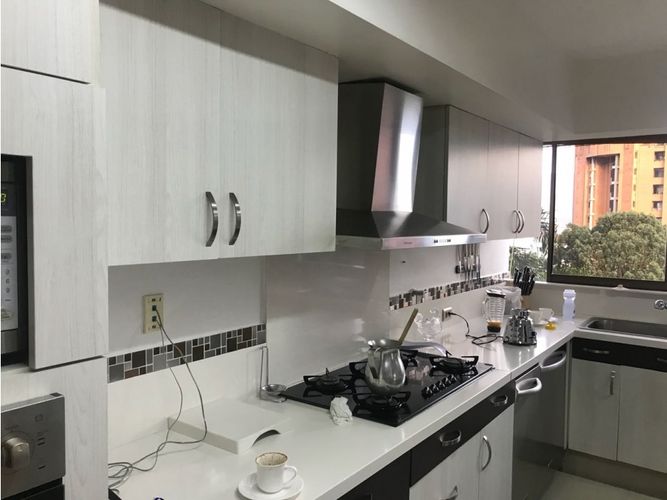 Apartamento en venta en El Campestre, Medellín · foto 8 de 14