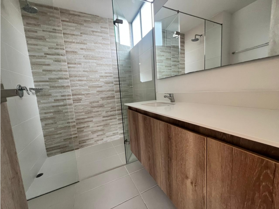 Apartamento en arriendo en Ciudad Del Río, Medellín · foto 16 de 19