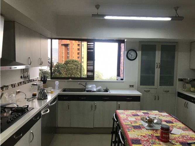Apartamento en venta en El Campestre, Medellín · foto 11 de 14