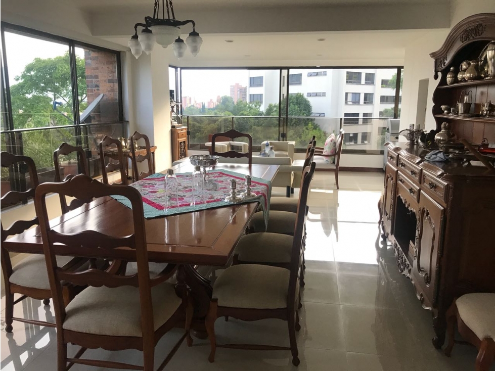 Apartamento en arriendo en El Campestre, Medellín · foto 2 de 14