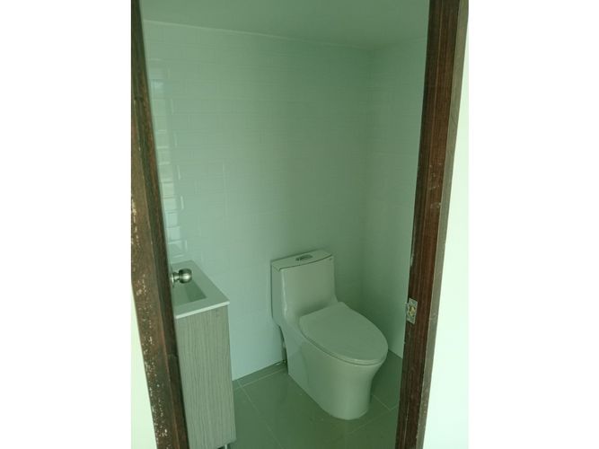 Oficina en arriendo en Los Balsos, Medellín, 92 m² · foto 8 de 10