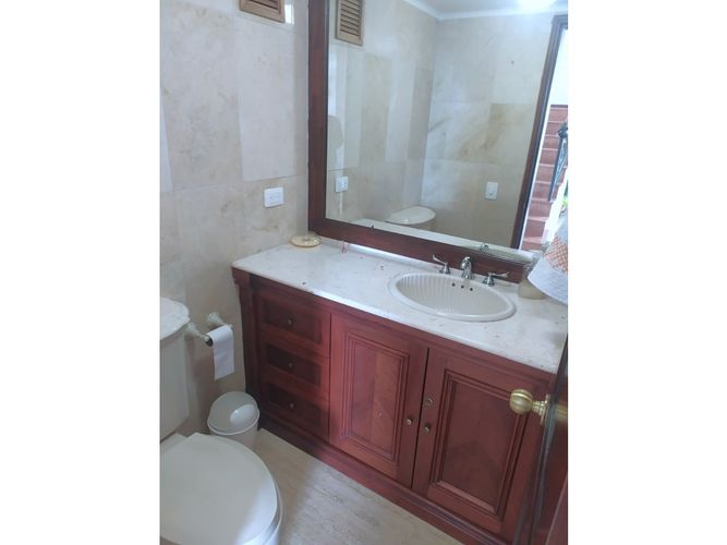Apartamento de 4 alcobas en venta en Los Balsos, Medellín, 239 m² · foto 13 de 16