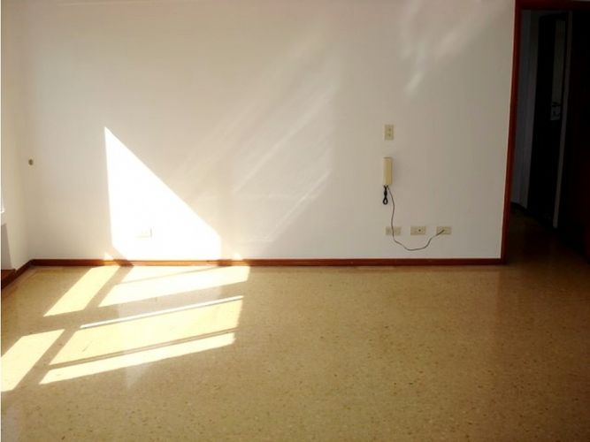 Apartamento de 4 alcobas en venta en Villa Carlota, Medellín, 296 m² · foto 14 de 19
