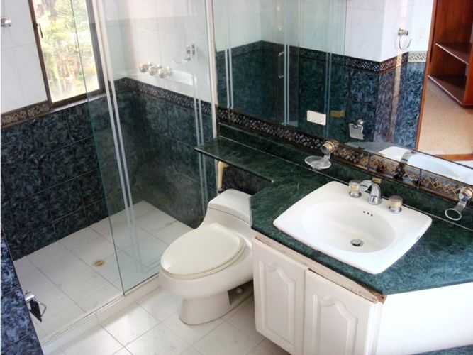 Apartamento de 4 alcobas en venta en Villa Carlota, Medellín, 296 m² · foto 18 de 19