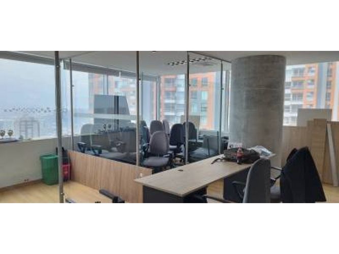 Oficina en arriendo en Loma De San Julian, Medellín, 66 m² · foto 12 de 20