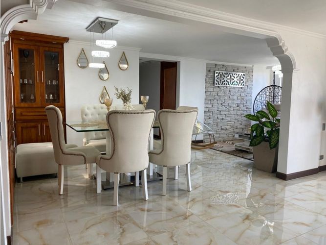 Apartamento de 3 alcobas en arriendo en Vía Las Palmas, Medellín, 148 m² · foto 3 de 17