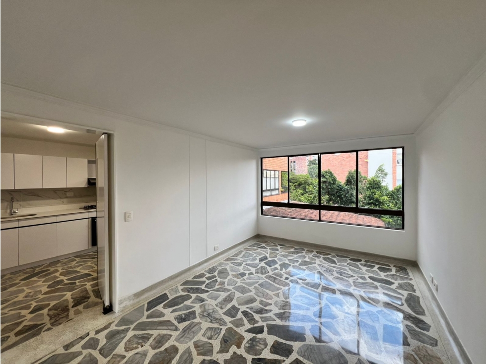 Apartamento en arriendo en Las Lomas No.1, Medellín · foto 14 de 20