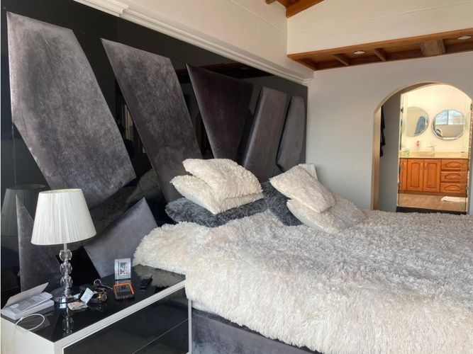 Apartamento de 3 alcobas en arriendo en Vía Las Palmas, Medellín, 148 m² · foto 11 de 17