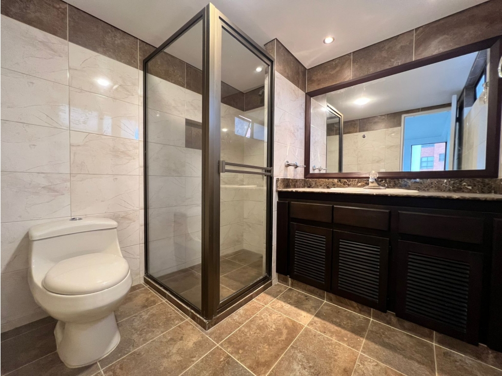 Apartamento en arriendo en Las Lomas No.1, Medellín · foto 16 de 20
