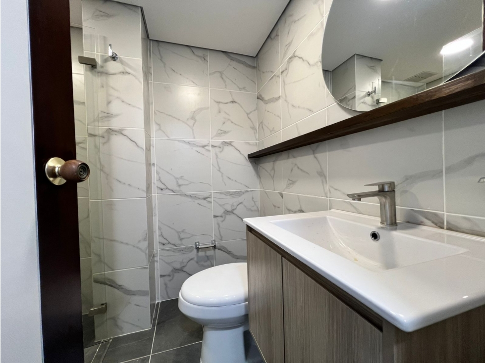 Apartamento en arriendo en Las Lomas No.1, Medellín · foto 20 de 20