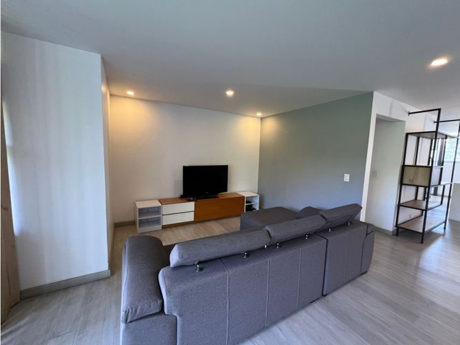 Apartaestudio en venta en Patio Bonito, Medellín, 182 m² · foto 5 de 21
