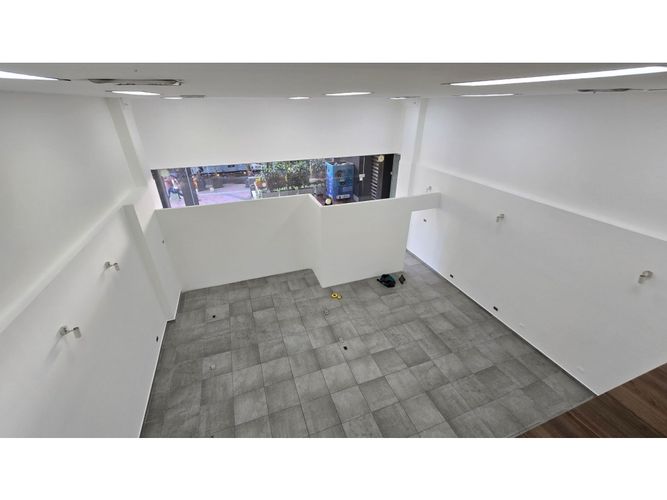 Local en arriendo en Colombia, Medellín, 105 m² · foto 3 de 12