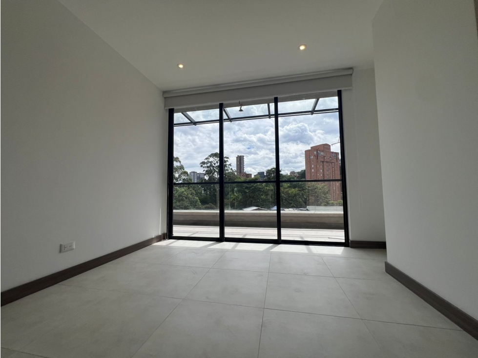 Apartamento en arriendo en San Lucas, Medellín · foto 11 de 16