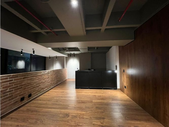 Apartaestudio en arriendo en Transversal Inferior, Medellín, 132 m² · foto 4 de 11