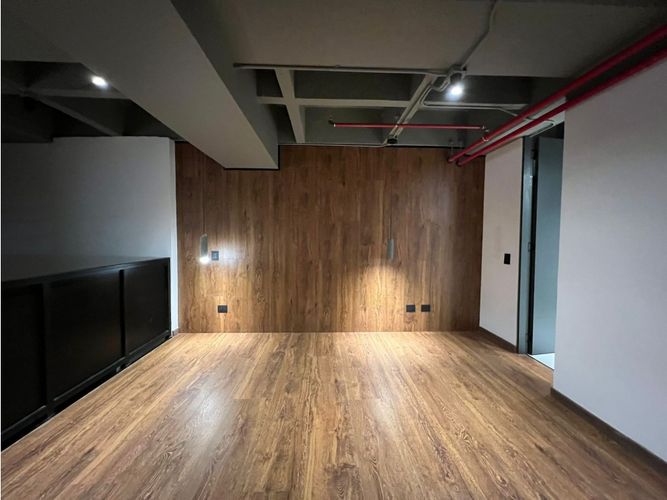 Apartaestudio en arriendo en Transversal Inferior, Medellín, 132 m² · foto 8 de 11