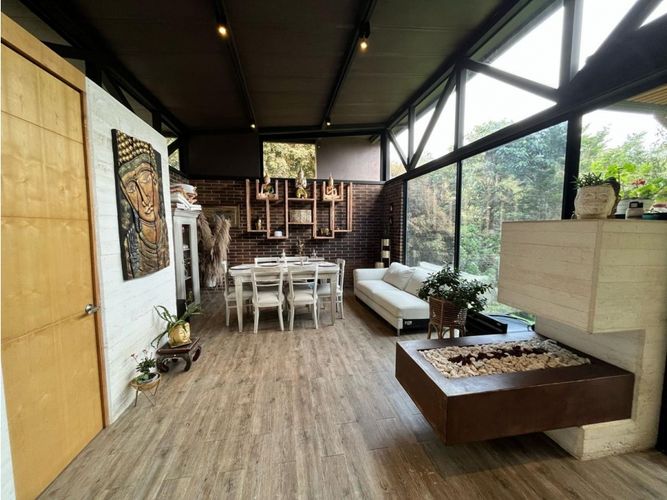 Casa de 3 alcobas en arriendo en Altos Del Escobero, Envigado, 320 m² · foto 5 de 17