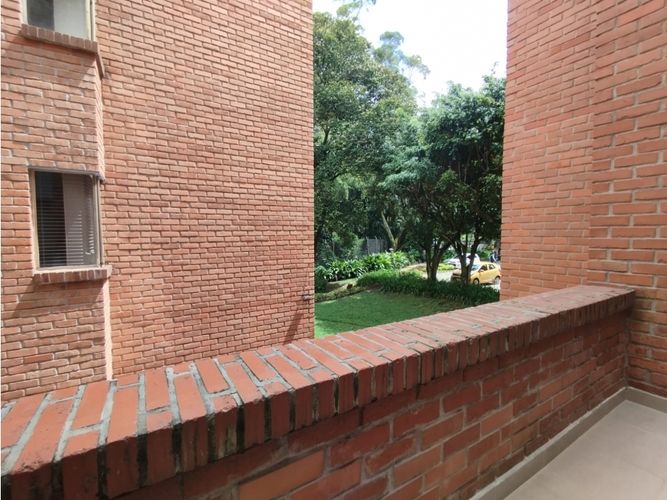 Apartamento de 3 alcobas en venta en El Tesoro, Medellín, 147 m² · foto 15 de 18