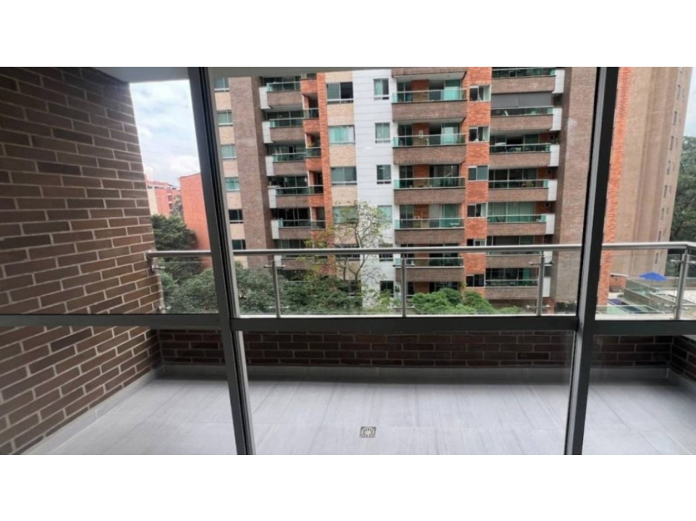 Apartamento en arriendo en Zuñiga, Envigado · foto 6 de 11