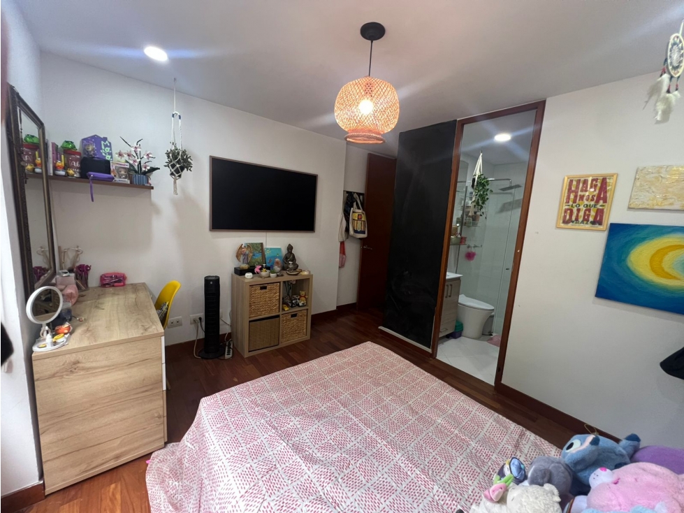 Apartamento en arriendo en Loma De Los Gonzalez, Medellín · foto 9 de 18