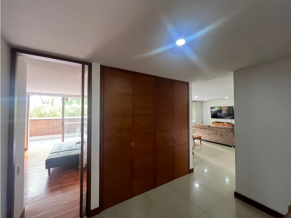Apartamento en arriendo en Loma De Los Gonzalez, Medellín · foto 12 de 18