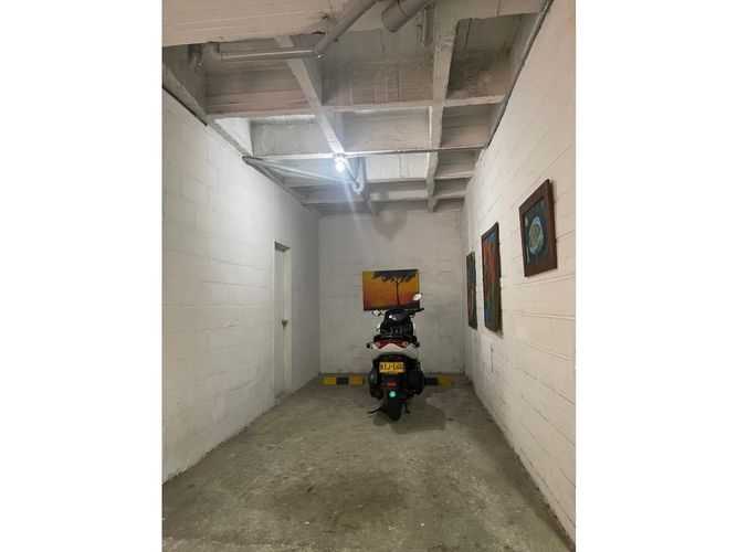 Oficina en arriendo en La Aguacatala, Medellín, 170 m² · foto 7 de 10