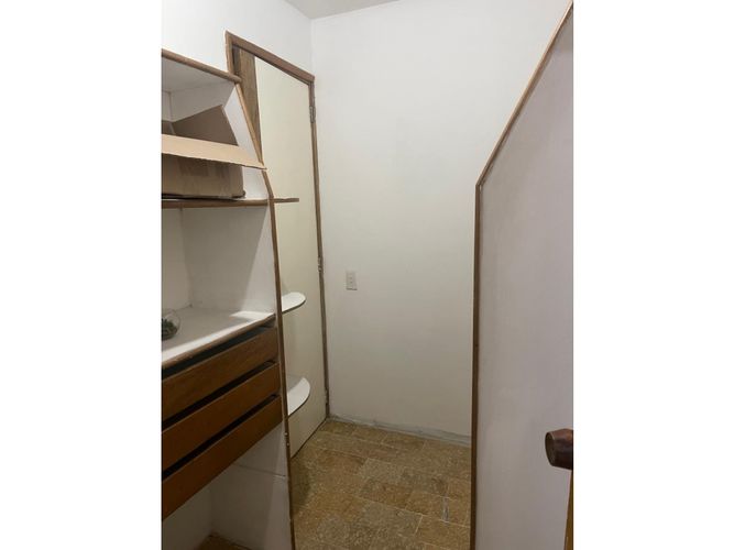 Oficina en arriendo en La Aguacatala, Medellín, 170 m² · foto 8 de 10