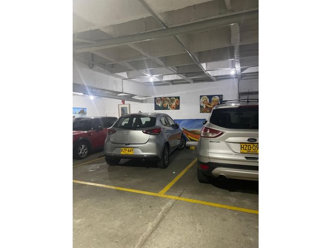 Oficina en arriendo en La Aguacatala, Medellín, 170 m² · foto 10 de 10