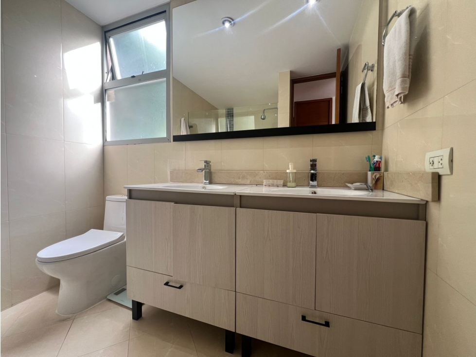 Apartamento en arriendo en Loma De Los Gonzalez, Medellín · foto 18 de 18
