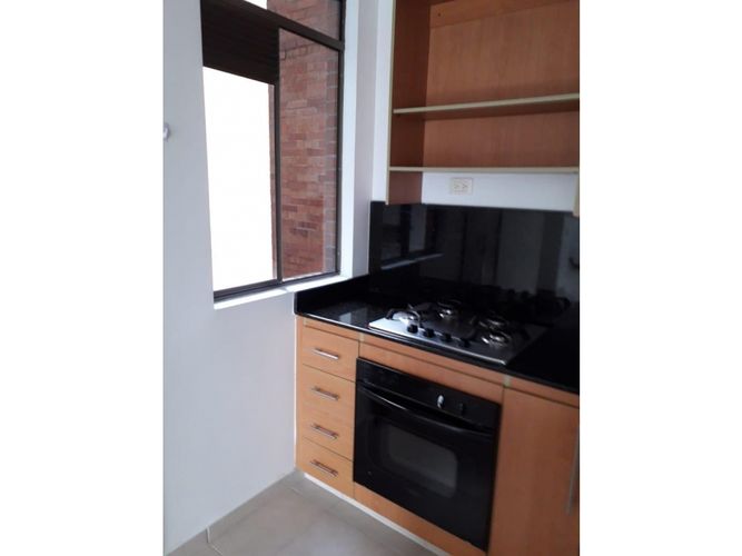 Apartamento de 2 alcobas en venta en Transversal Superior, Medellín, 82 m² · foto 11 de 24