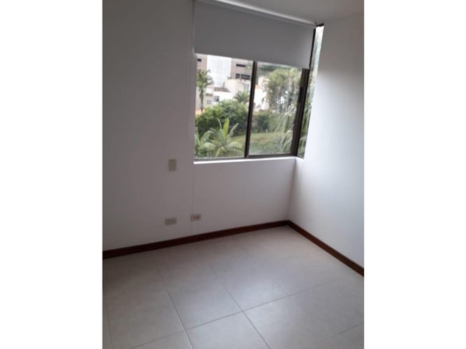 Apartamento de 2 alcobas en venta en Transversal Superior, Medellín, 82 m² · foto 13 de 24