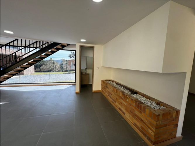 Casa de 3 alcobas en venta en Loma Del Escobero, Envigado, 320 m² · foto 7 de 20