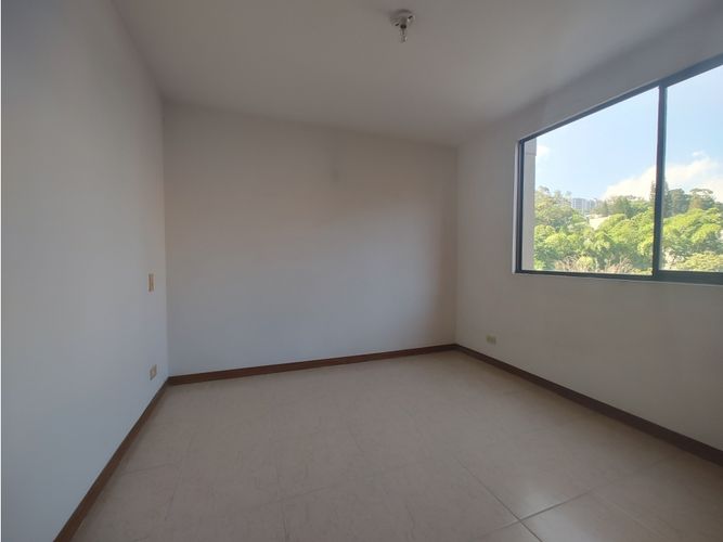 Apartamento de 3 alcobas en venta en La Frontera, Medellín, 114 m² · foto 8 de 14