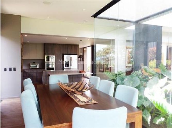Casa de 3 alcobas en venta en Las Palmas, Envigado, 455 m² · foto 8 de 20