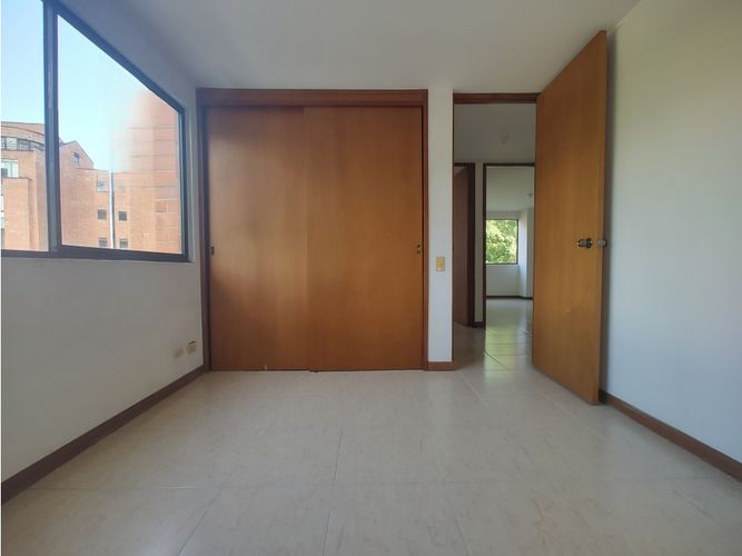 Apartamento de 3 alcobas en venta en La Frontera, Medellín, 114 m² · foto 9 de 14