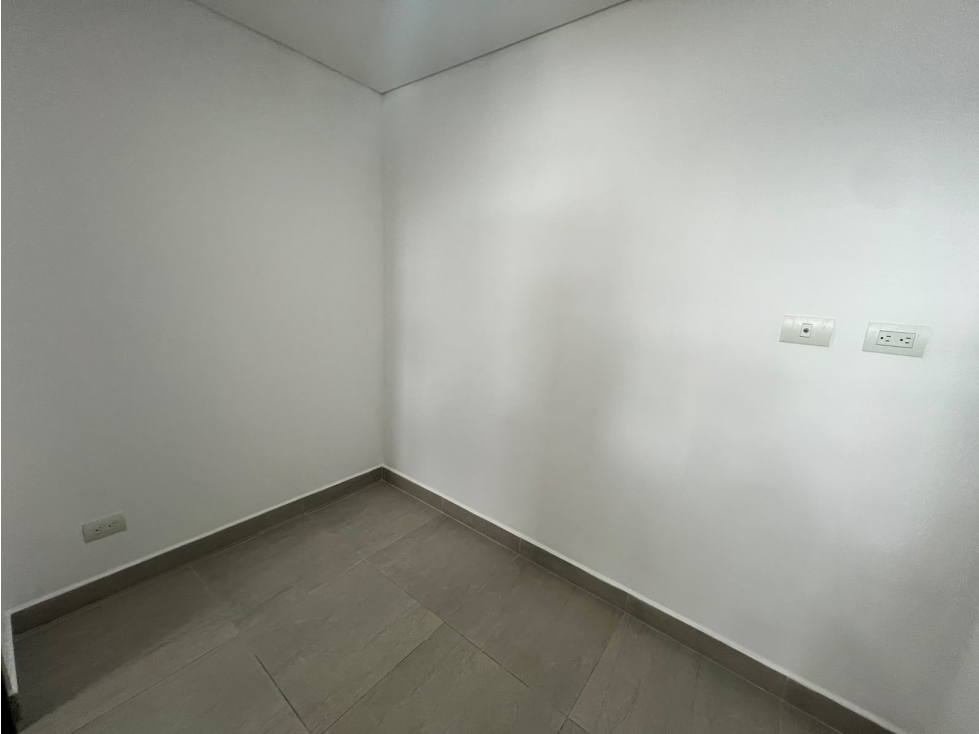 Apartamento en arriendo en Los Parra, Medellín · foto 8 de 18