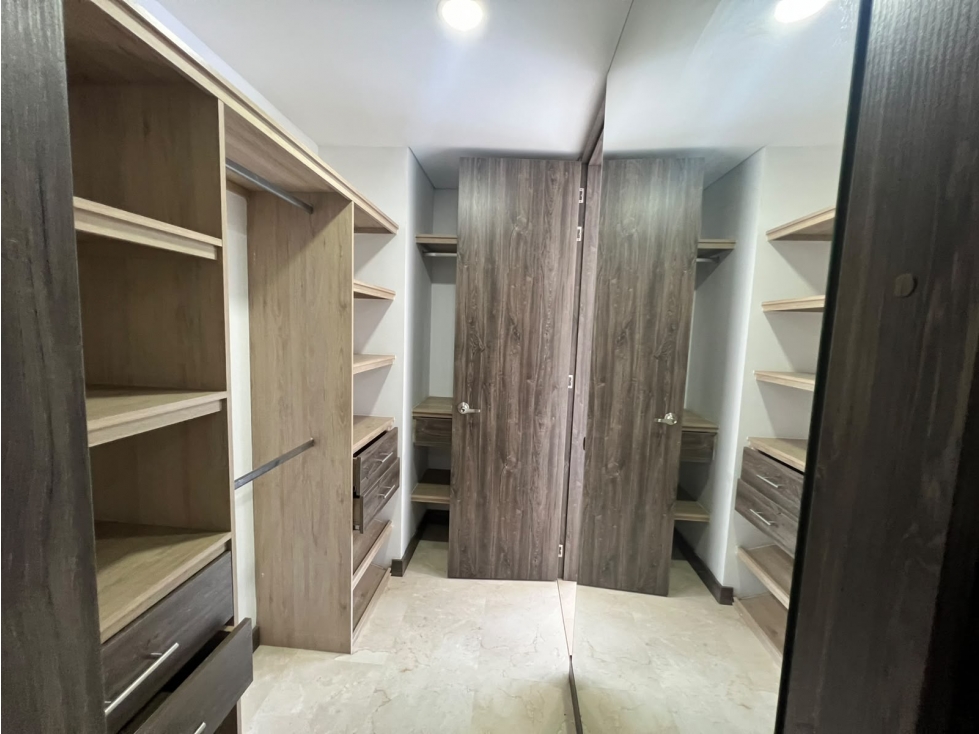 Apartamento en arriendo en Los Parra, Medellín · foto 15 de 18