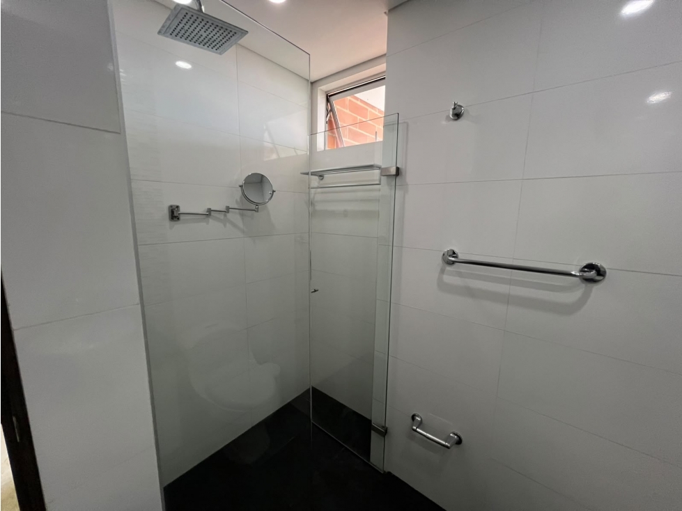 Apartamento en arriendo en Los Parra, Medellín · foto 16 de 18