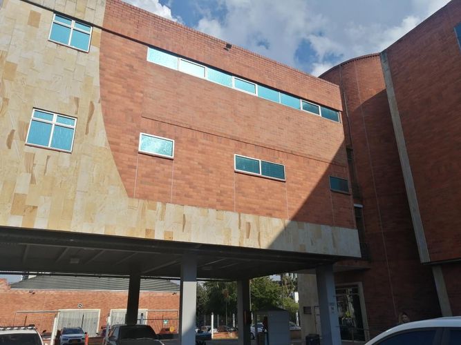 Edificio en venta en Ciudad Capri, Cali, 2908 m² · foto 7 de 24