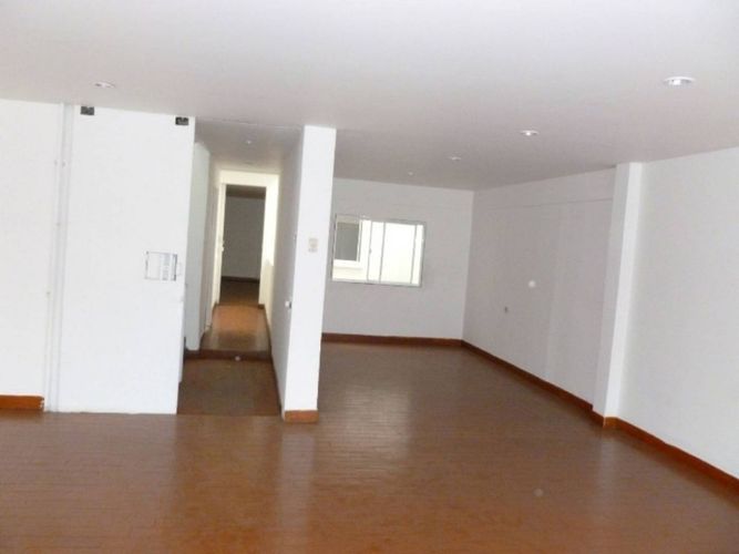 Casa de 5 alcobas en venta en Nuevo Kennedy, Bogotá, 367 m² · foto 12 de 17