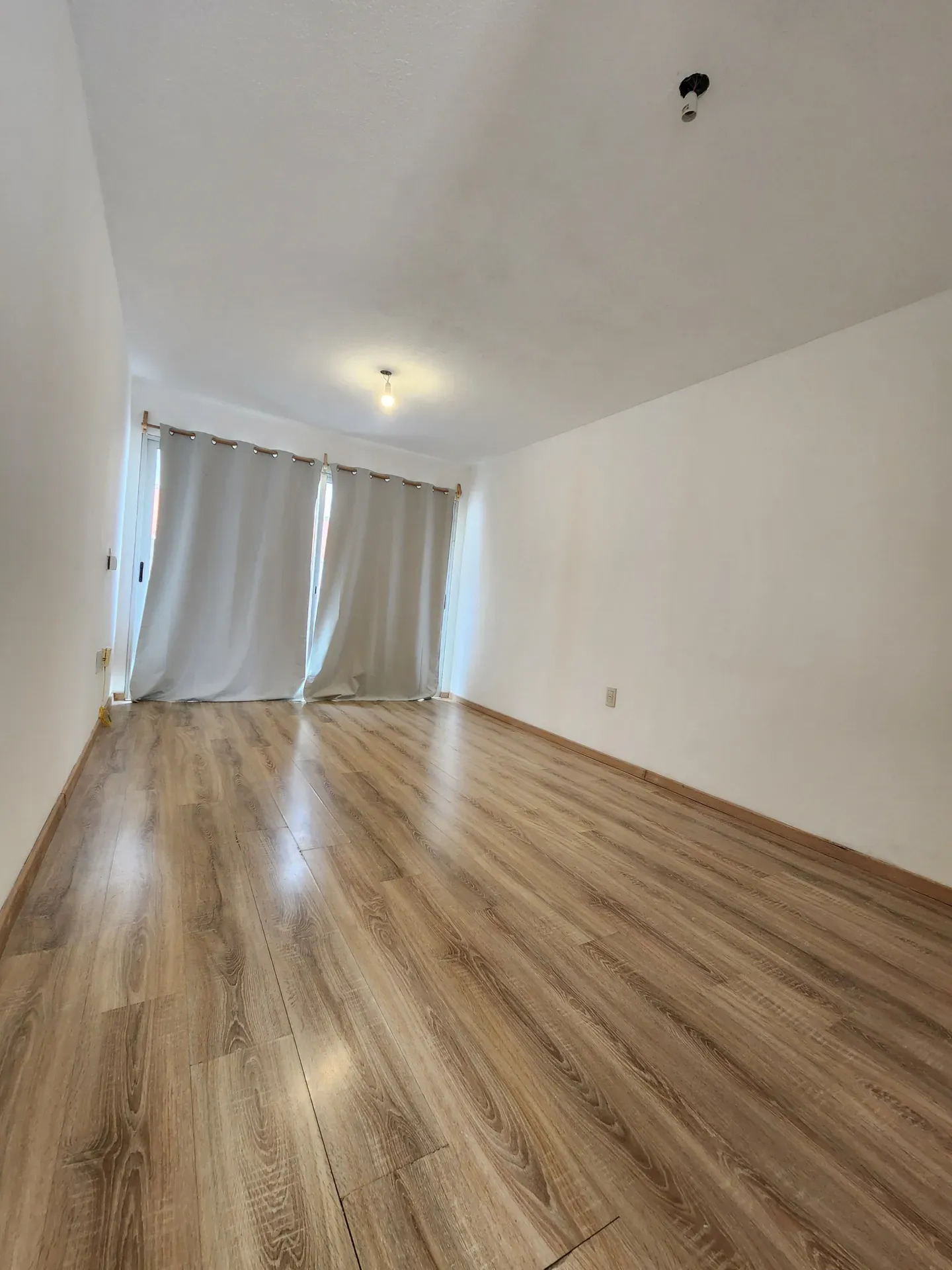 Alquiler Amplio Monoambiente En Pocitos · Foto 4