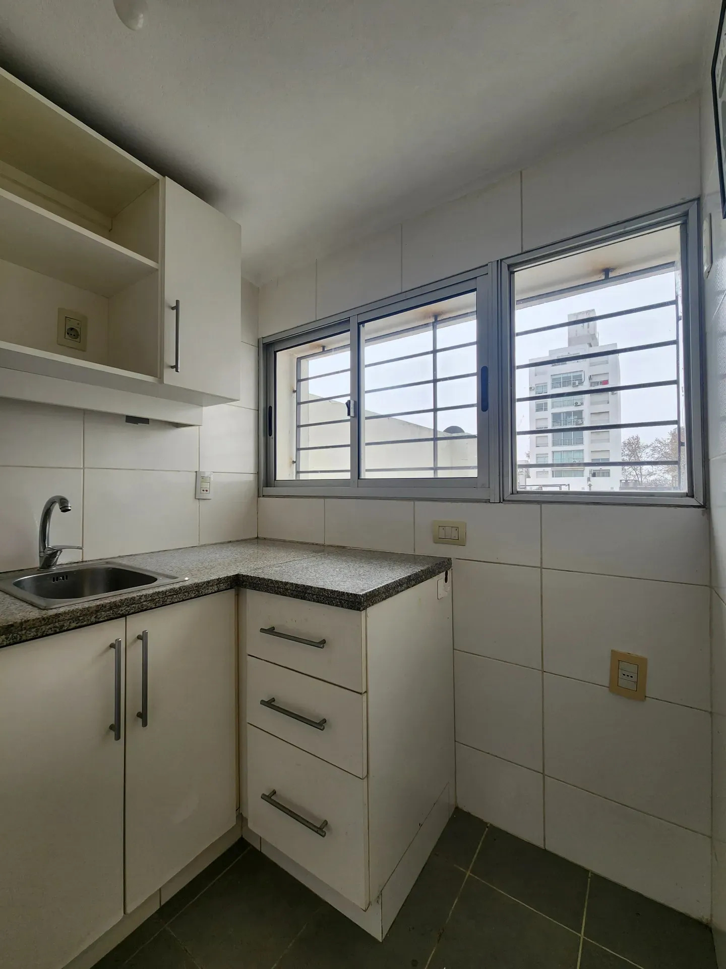Alquiler Amplio Monoambiente En Pocitos · Foto 7