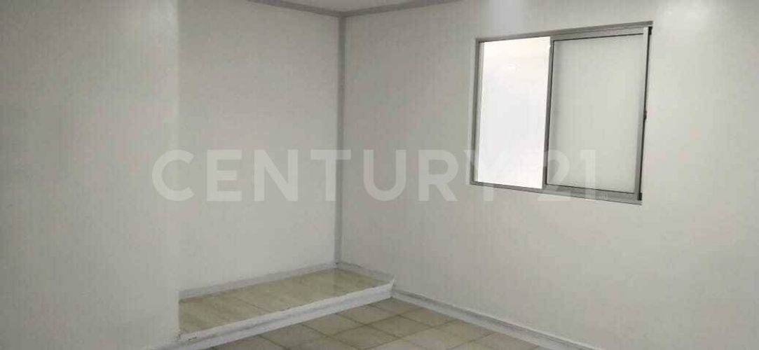 Oficina en arriendo en Barzal Sur, Villavicencio, 300 m² · foto 4 de 10