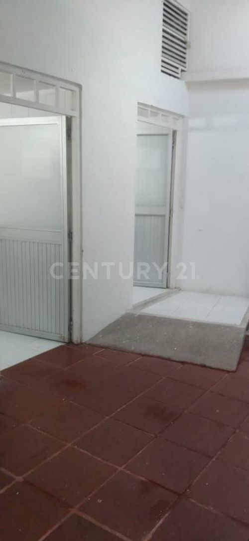 Oficina en arriendo en Barzal Sur, Villavicencio, 300 m² · foto 7 de 10
