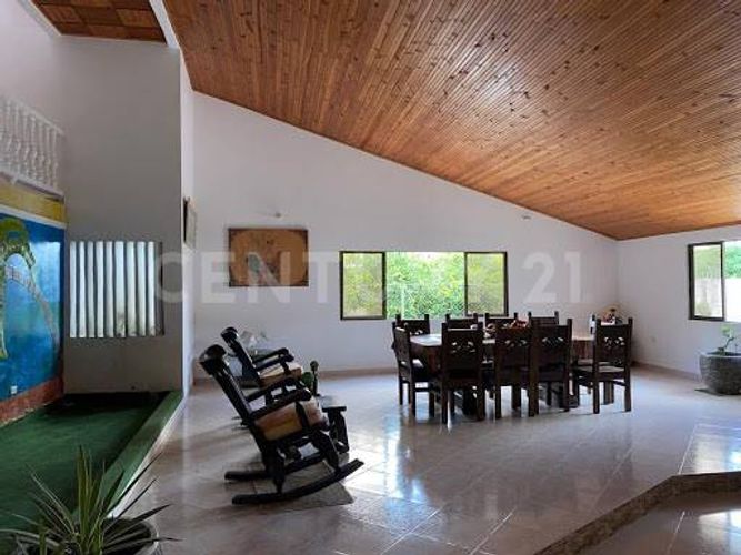 Casa de 8 alcobas en arriendo en Aeropuerto Vanguardia, Villavicencio, 500 m² · foto 5 de 20