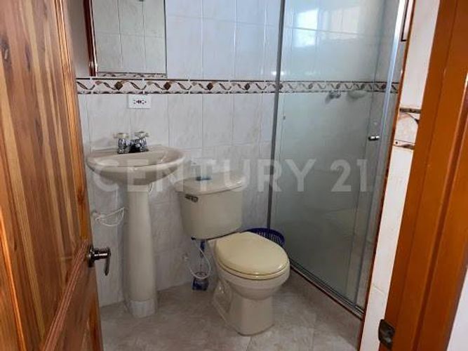 Casa de 8 alcobas en arriendo en Aeropuerto Vanguardia, Villavicencio, 500 m² · foto 8 de 20