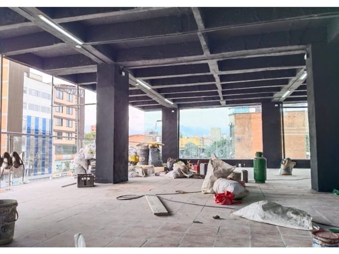 Local en arriendo en Laureles, Medellín, 380 m² · foto 6 de 6