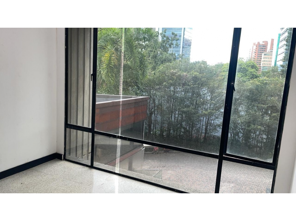 Local en arriendo en Milla De Oro, Medellín, 35 m² · foto 4 de 4