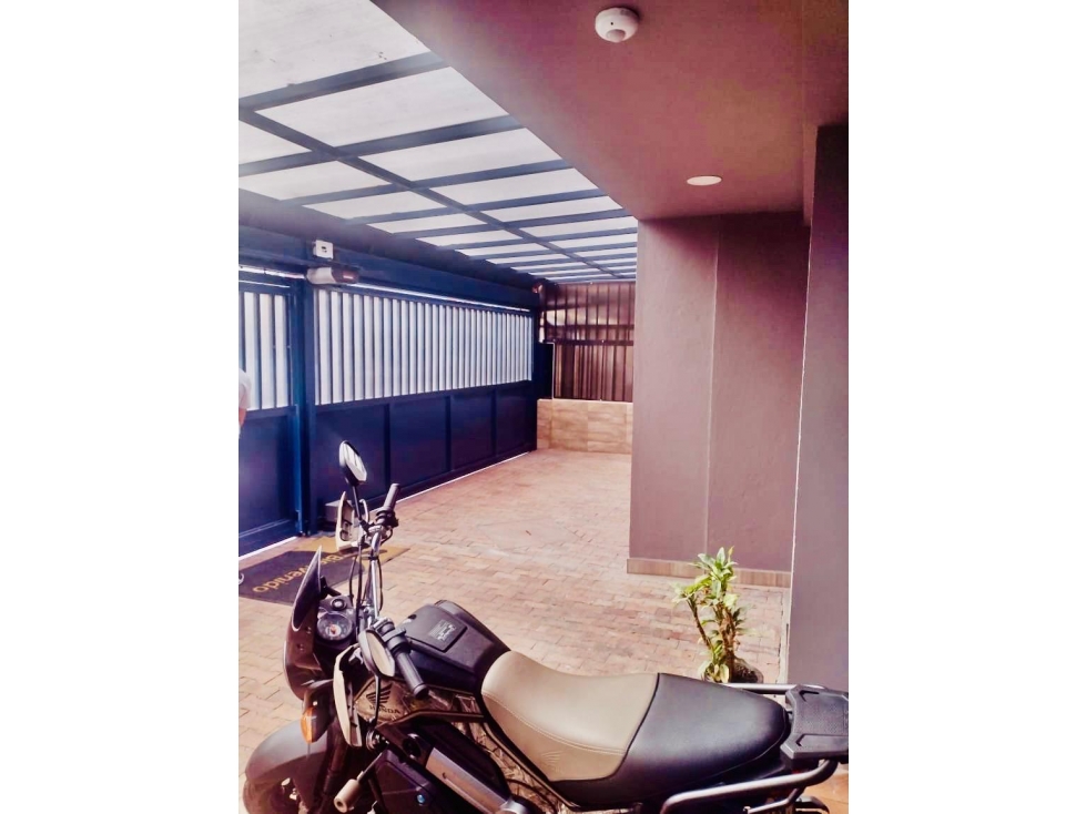 Casa en venta en Chapinero, Bogotá · foto 2 de 24
