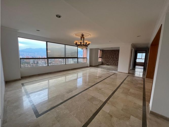 Apartamento de 3 alcobas en arriendo en Los Balsos, Medellín, 226 m² · foto 4 de 20