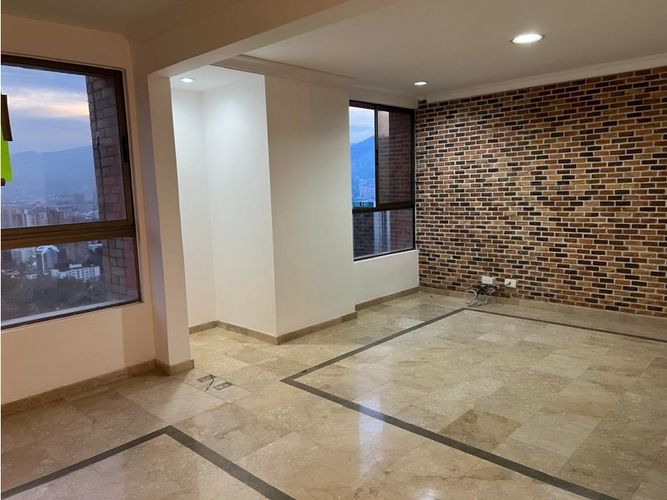 Apartamento de 3 alcobas en arriendo en Los Balsos, Medellín, 226 m² · foto 12 de 20